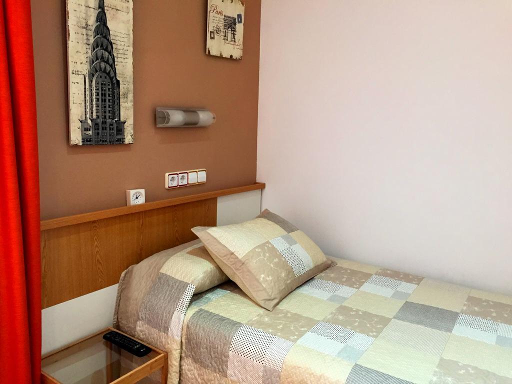 Alojamiento Jaen Madrid Ngoại thất bức ảnh